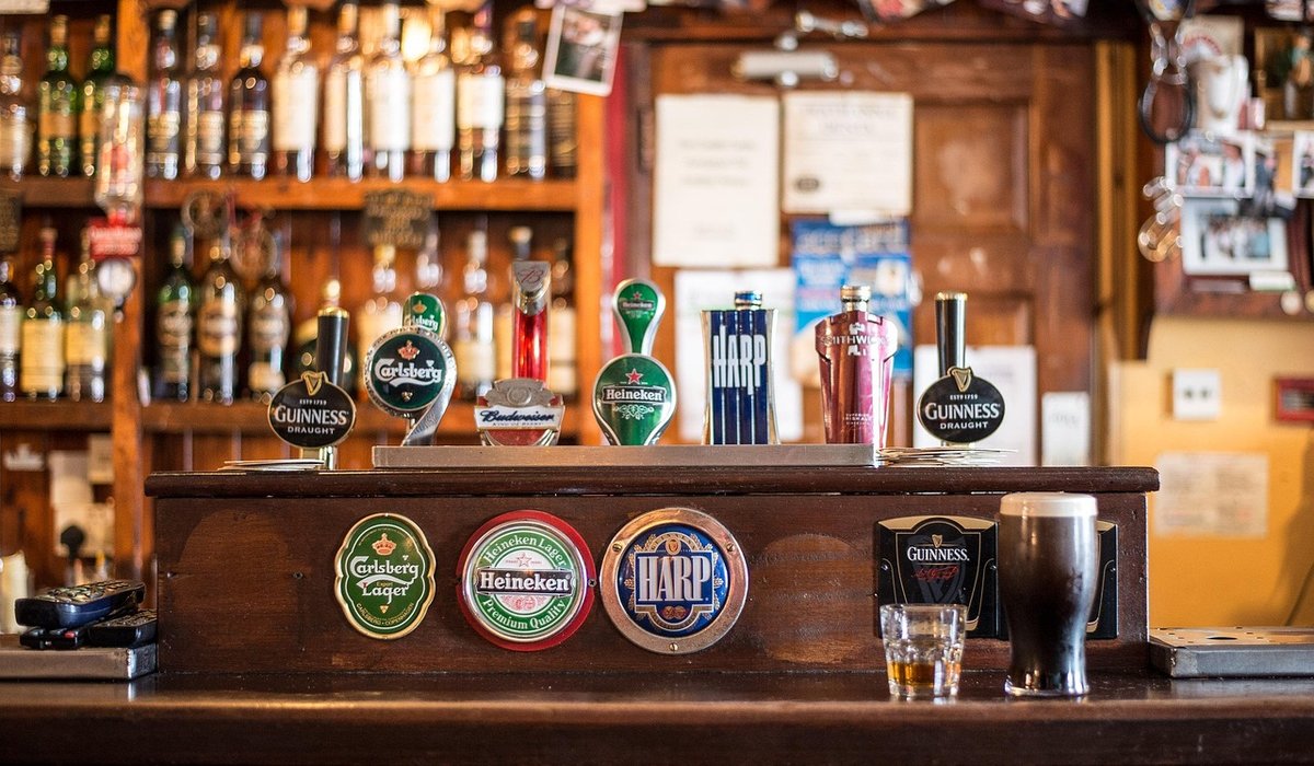 Simple Food Pairings for Classic British Ales